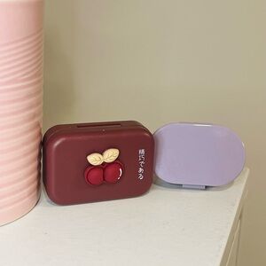 💜❤️Cute contact lenses case - Set of 2❤️💜